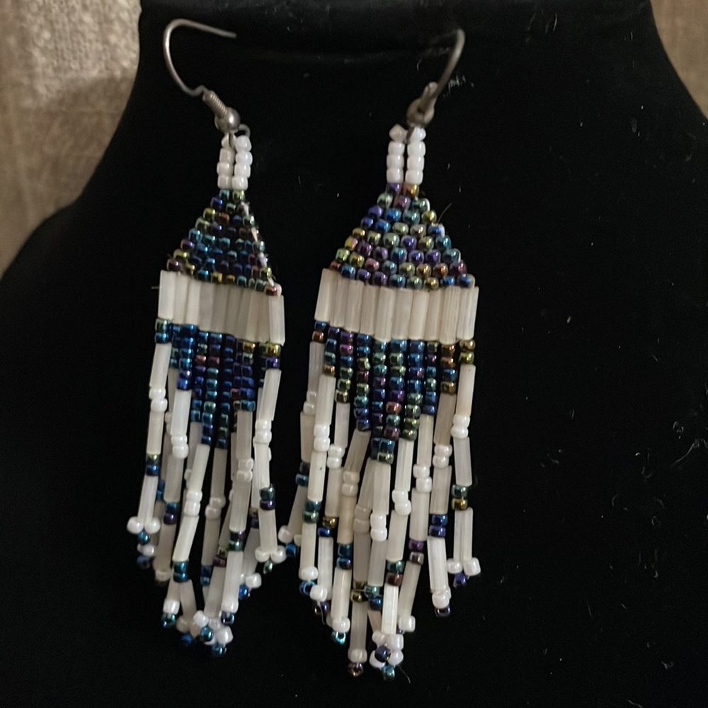 earrings - Picture 3 of 3